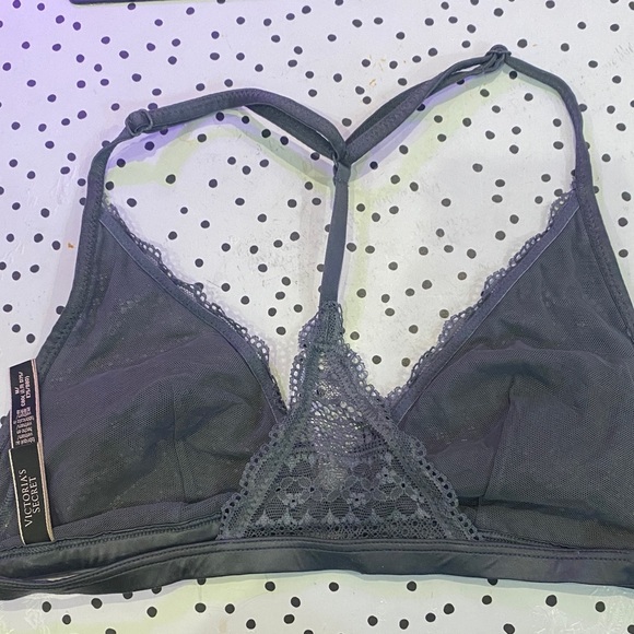 Victoria’s secret bra - Picture 2 of 2